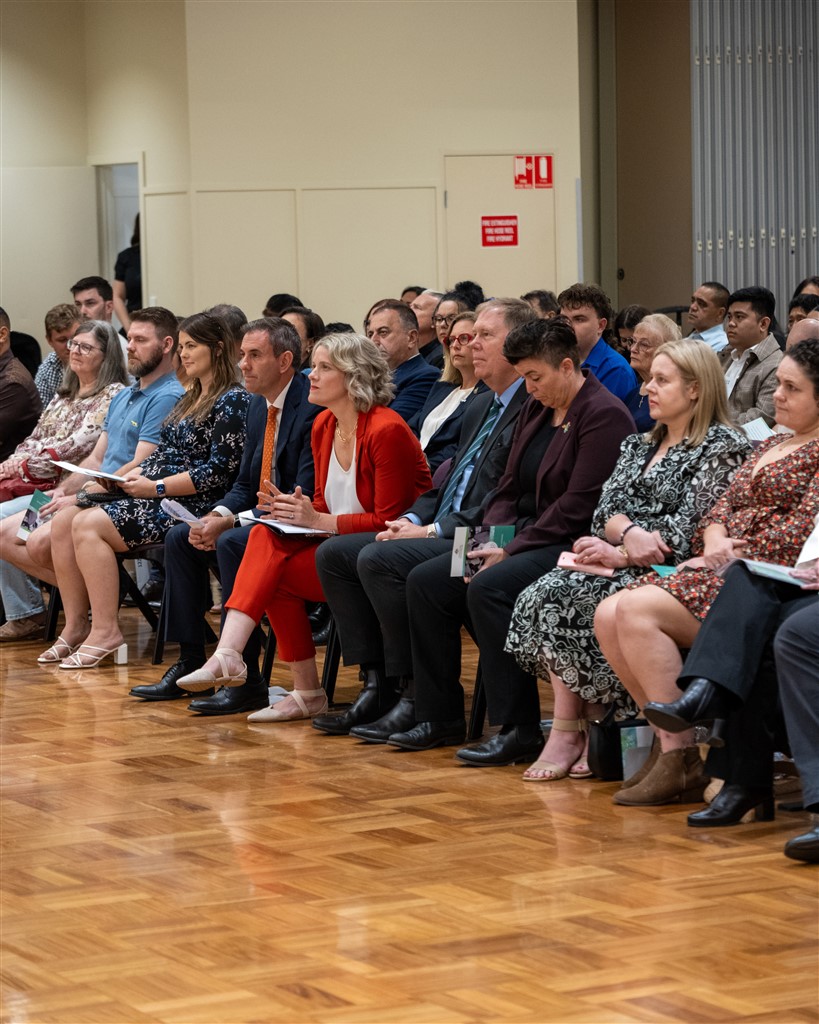 Federal Treasurer Jim Chalmers and Minister for Home Affairs Clare O'Neil during the Logan citizenship ceremony. Photo: Home Affairs.